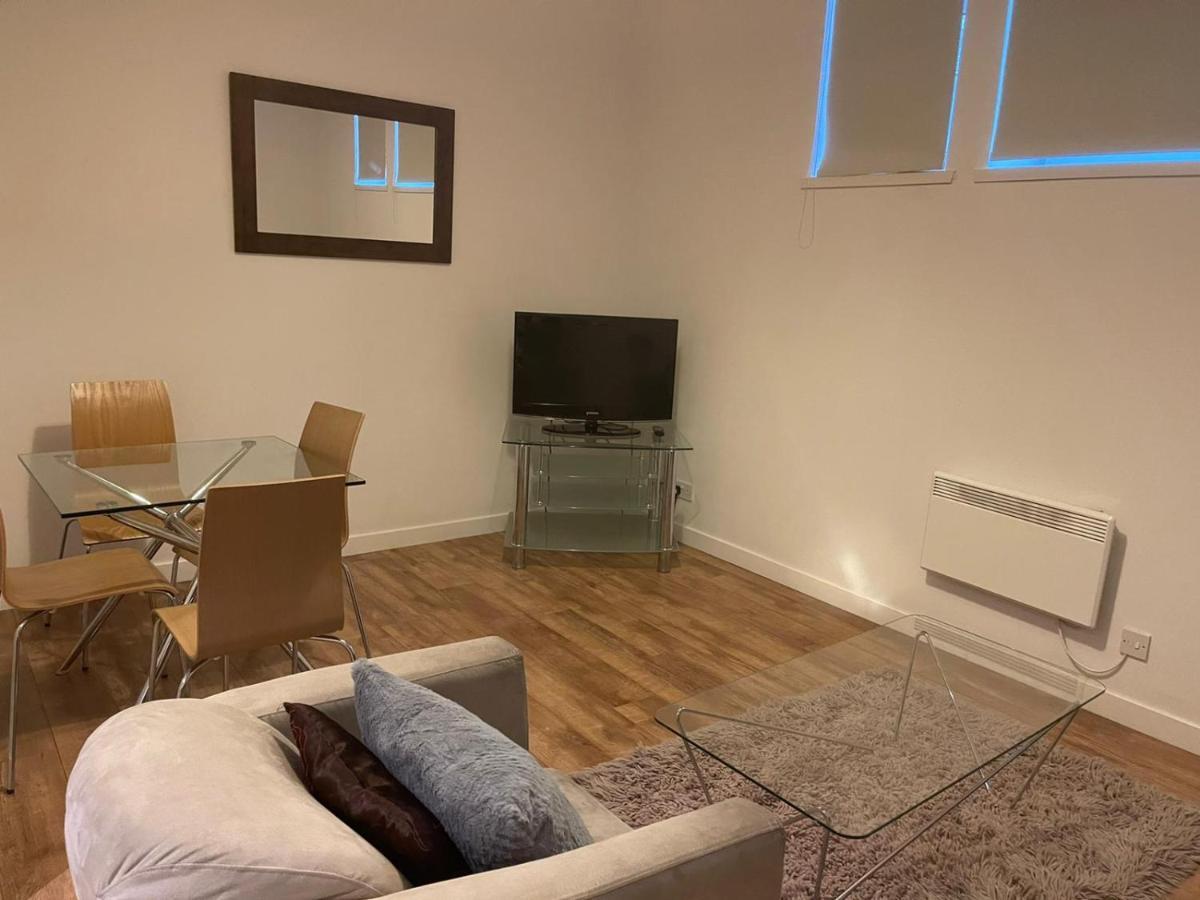 Aberdeen Stay Central 2-Bedrooms Apt-No Party Экстерьер фото