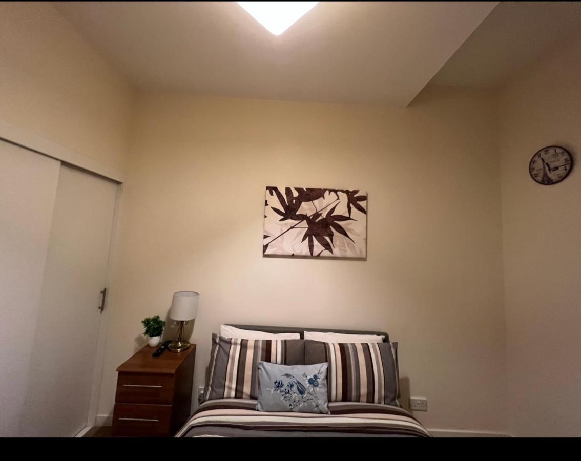 Aberdeen Stay Central 2-Bedrooms Apt-No Party Экстерьер фото
